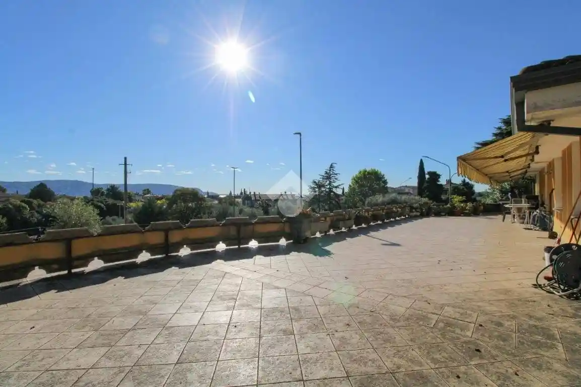 Appartamento in vendita a Toscolano-Maderno