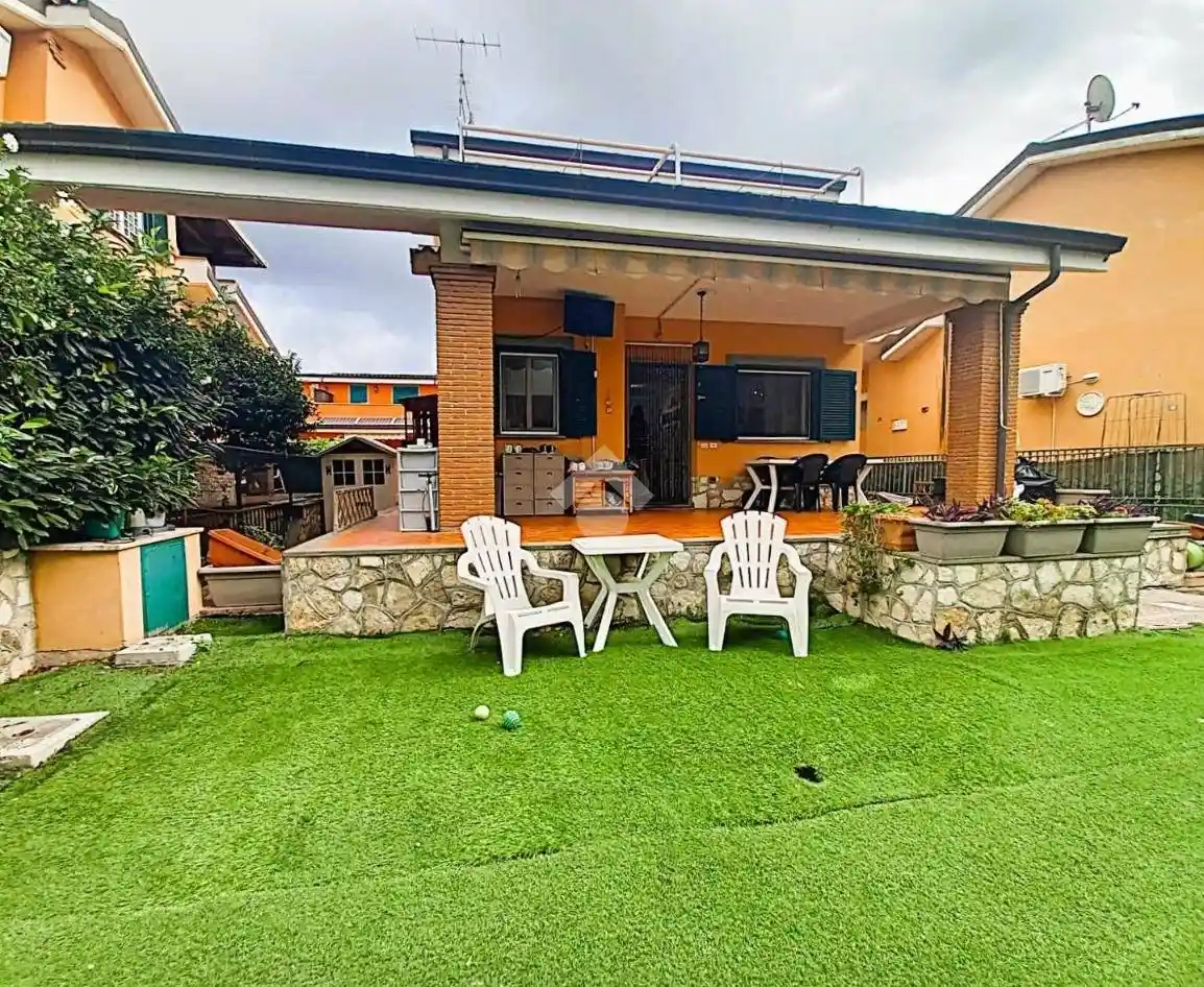 Villa in vendita a Ardea