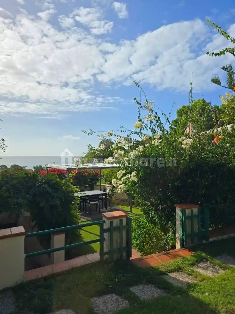 Villa bifamiliare, ottimo stato, 145 m², Terra Mala, Geremeas, Quartu Sant'Elena - foto 2