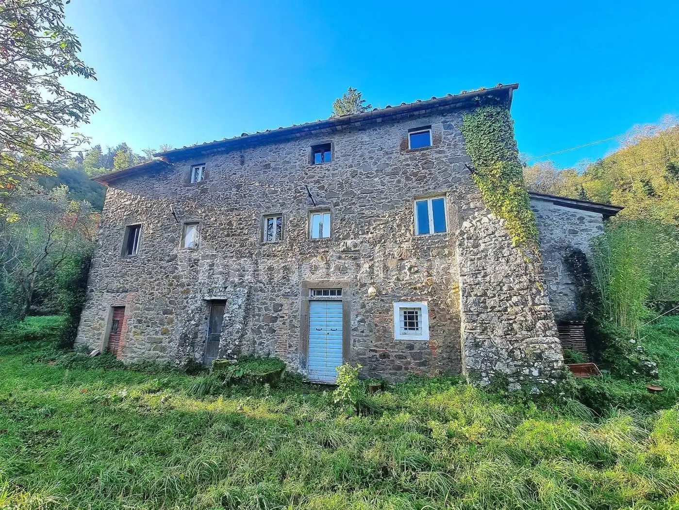 Rustico - Casale in vendita a Marliana