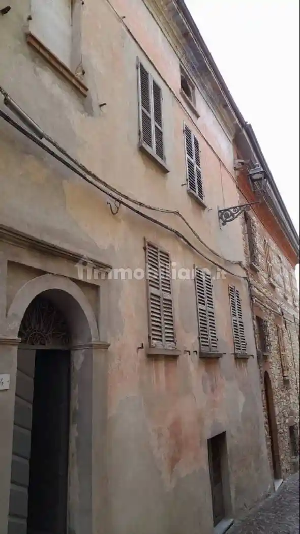 Appartamento in vendita a Alta Val Tidone