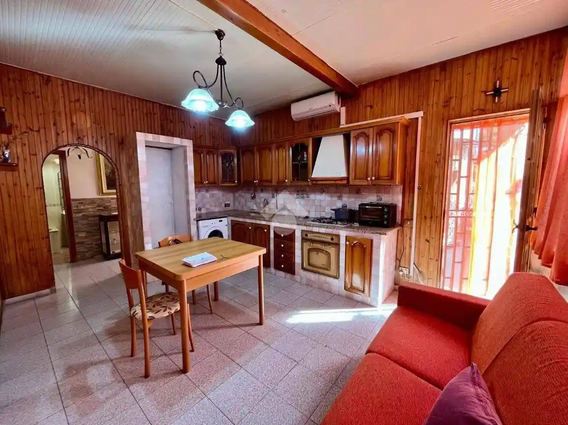 Casa indipendente in vendita a Palermo