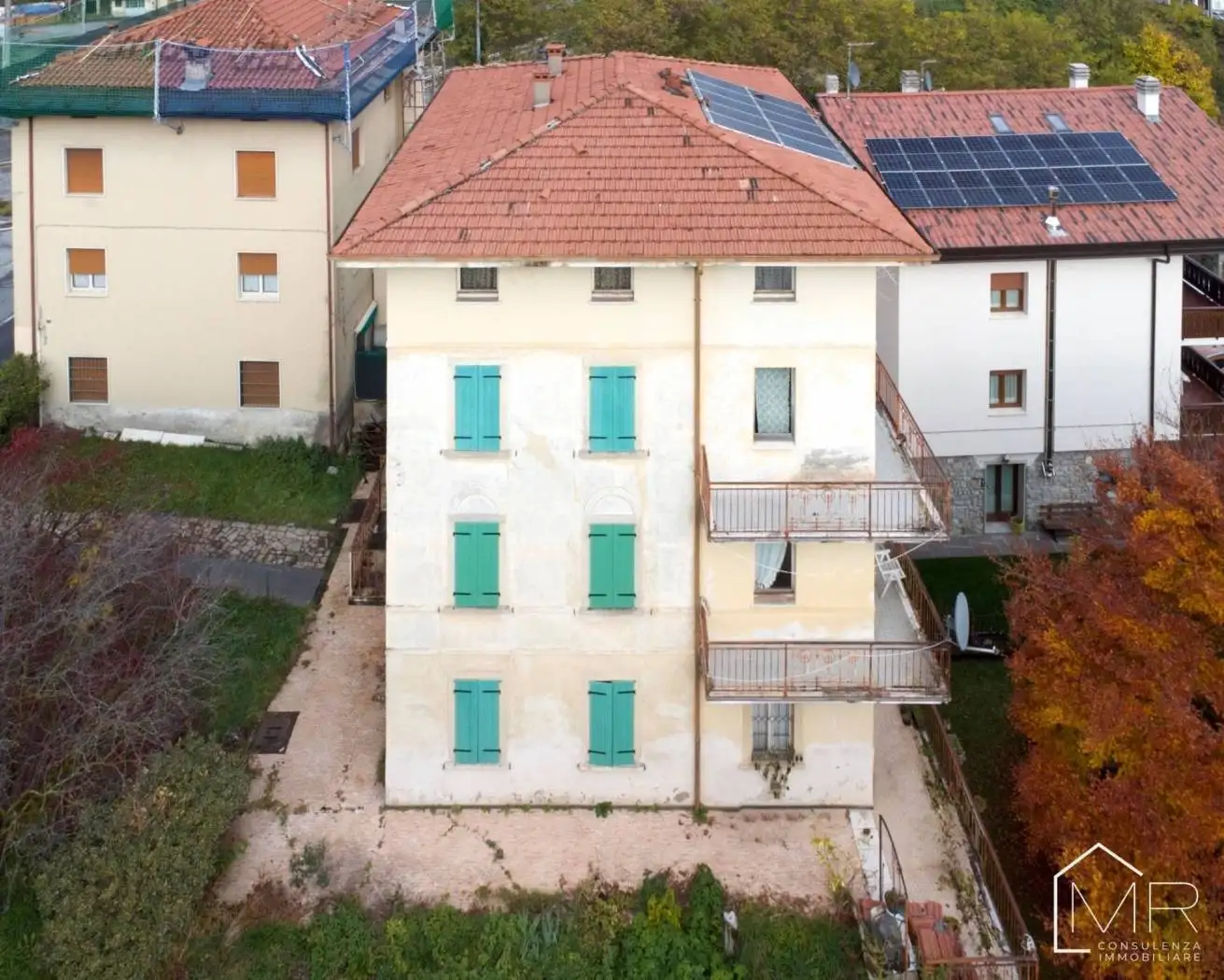 Palazzo - Edificio in vendita a Borno