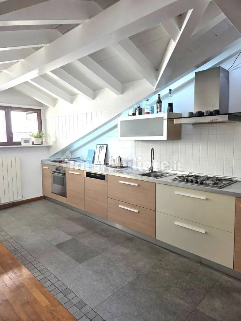 Attico - Mansarda in affitto a Varese