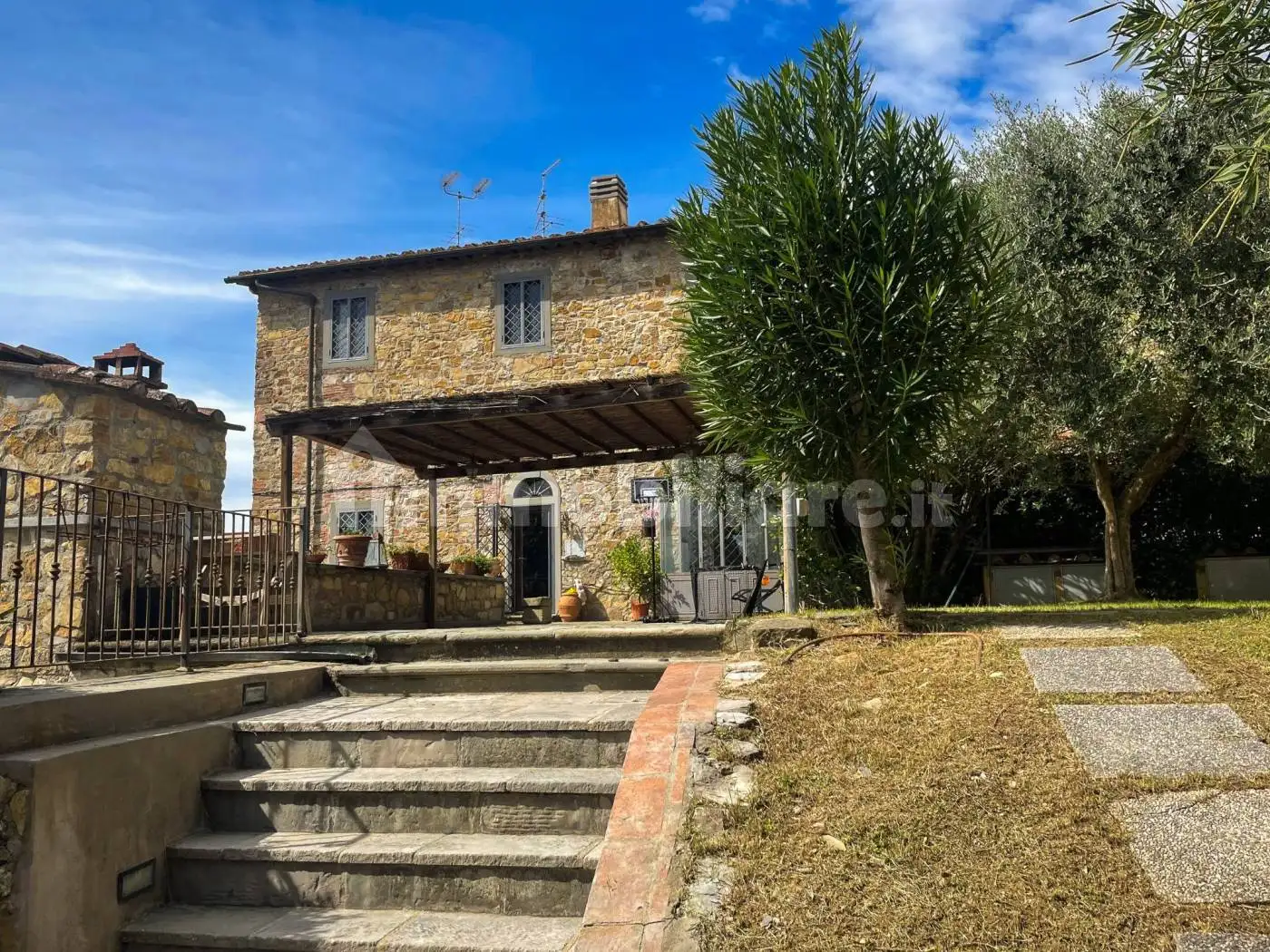 Rustico - Casale in vendita a Firenze