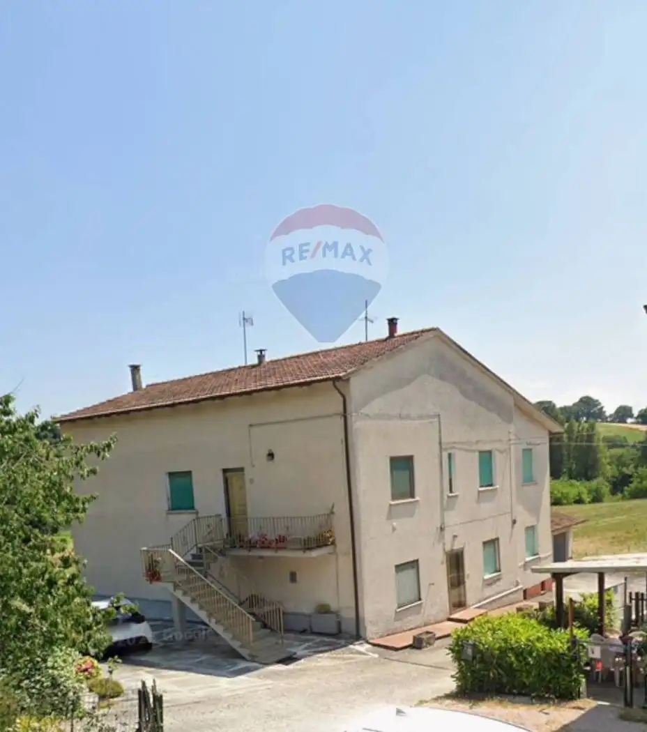 Appartamento in vendita a Fossato di Vico