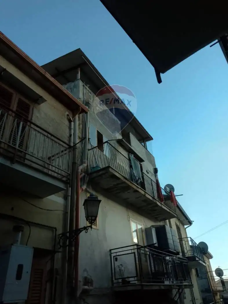 Appartamento in vendita a Piana degli Albanesi