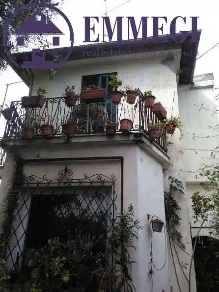 Palazzo - Stabile in vendita a Imperia