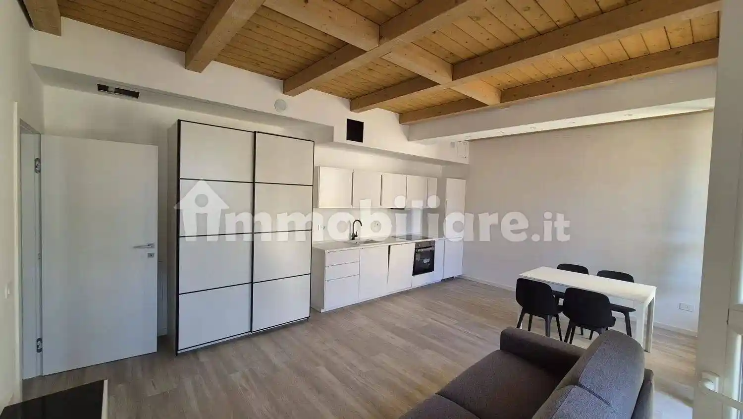 Monolocale via Edoardo Giraud, 2, Viale Ungheria - Mecenate, Milano - foto 3