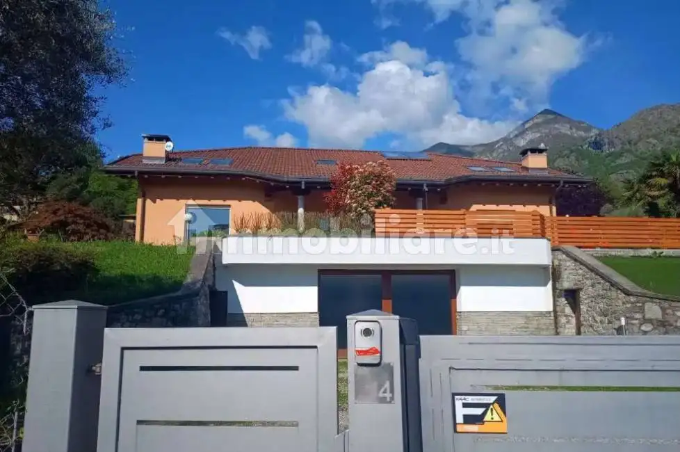 Villa in asta a Griante