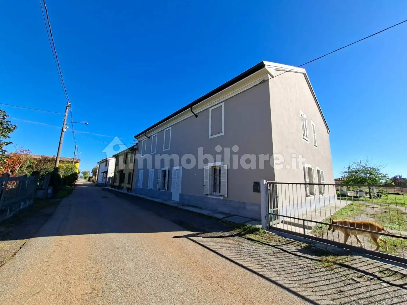 Casa indipendente in vendita a Alessandria