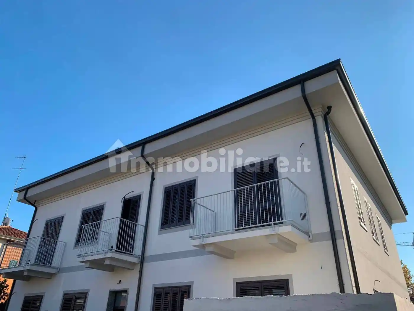 Bilocale via delle Rose 13, Lorenteggio, Milano - foto 2