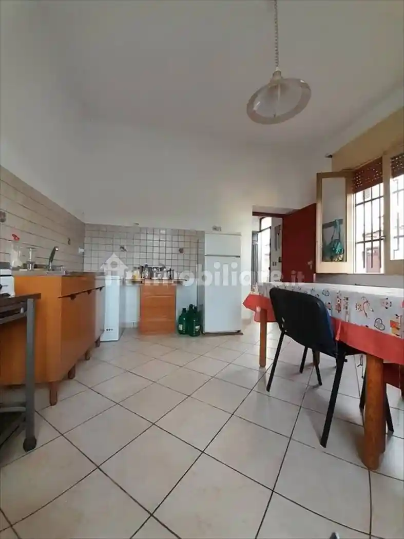 Terratetto unifamiliare 146 m², buono stato, Centro, Taurianova - foto 4