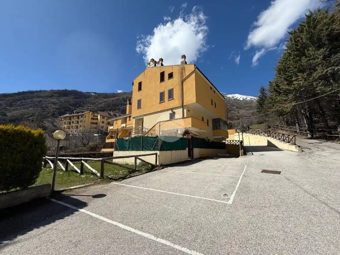 Appartamento in vendita a Rocca di Cambio