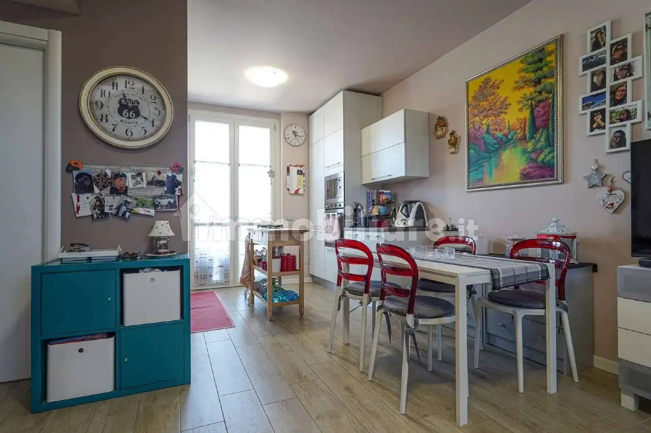 Trilocale via Dott. Bernardi 4/a, Carvico - foto 2