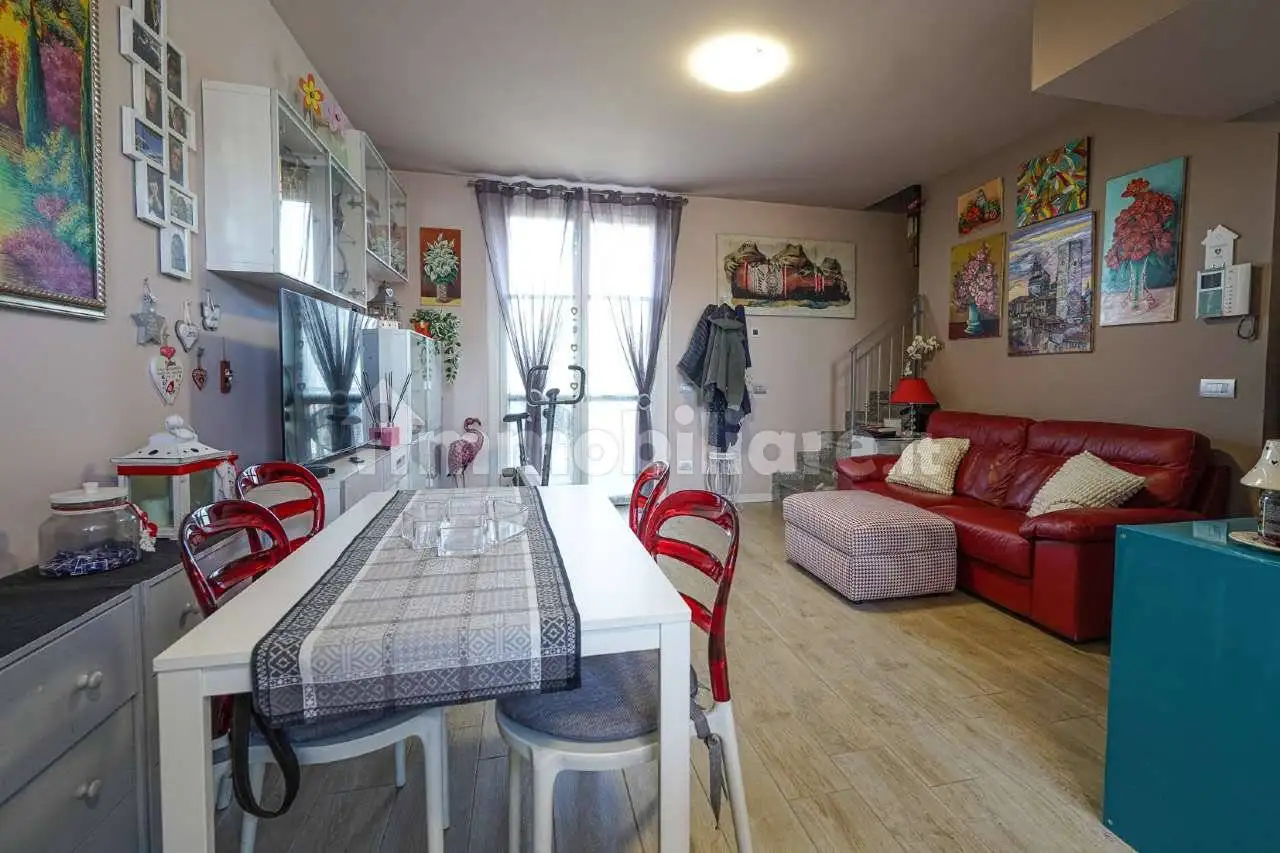 Trilocale via Dott. Bernardi 4/a, Carvico - foto 4