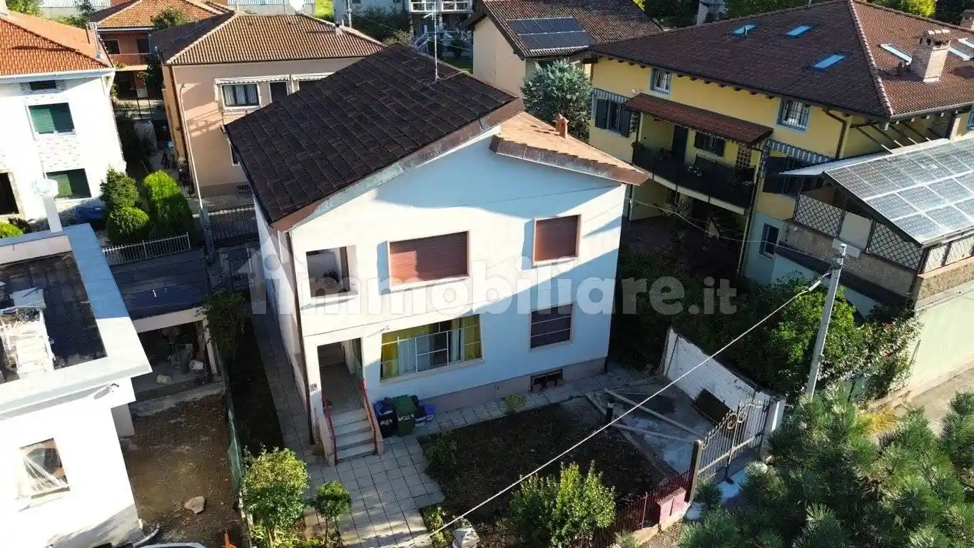 Villa in vendita a Chiari