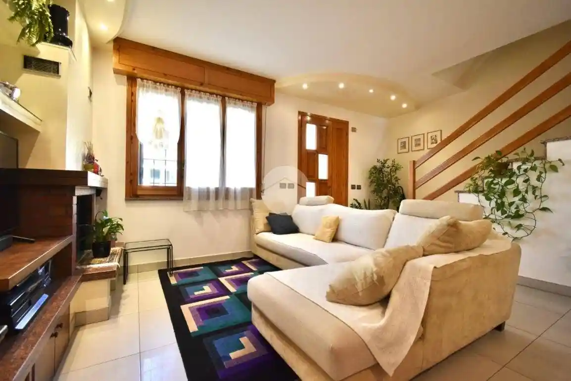 Villetta a schiera in vendita a Santarcangelo di Romagna