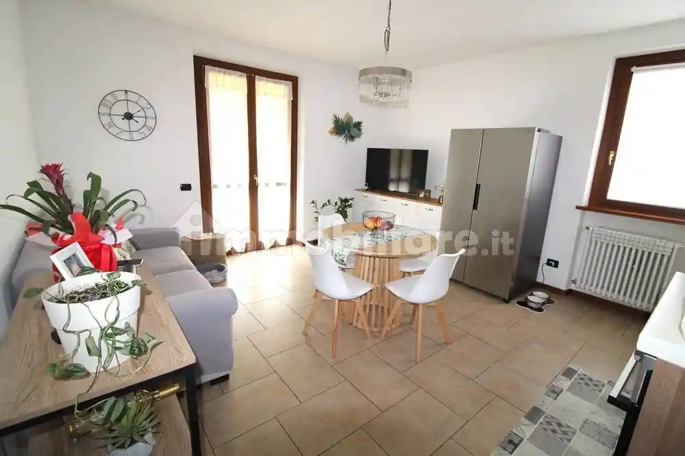 Monolocale piazza San Lorenzo, Centro, Veniano - foto 2