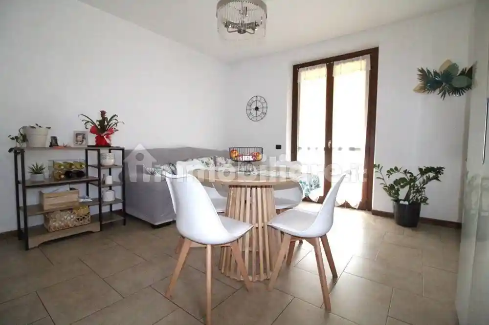 Monolocale piazza San Lorenzo, Centro, Veniano - foto 4