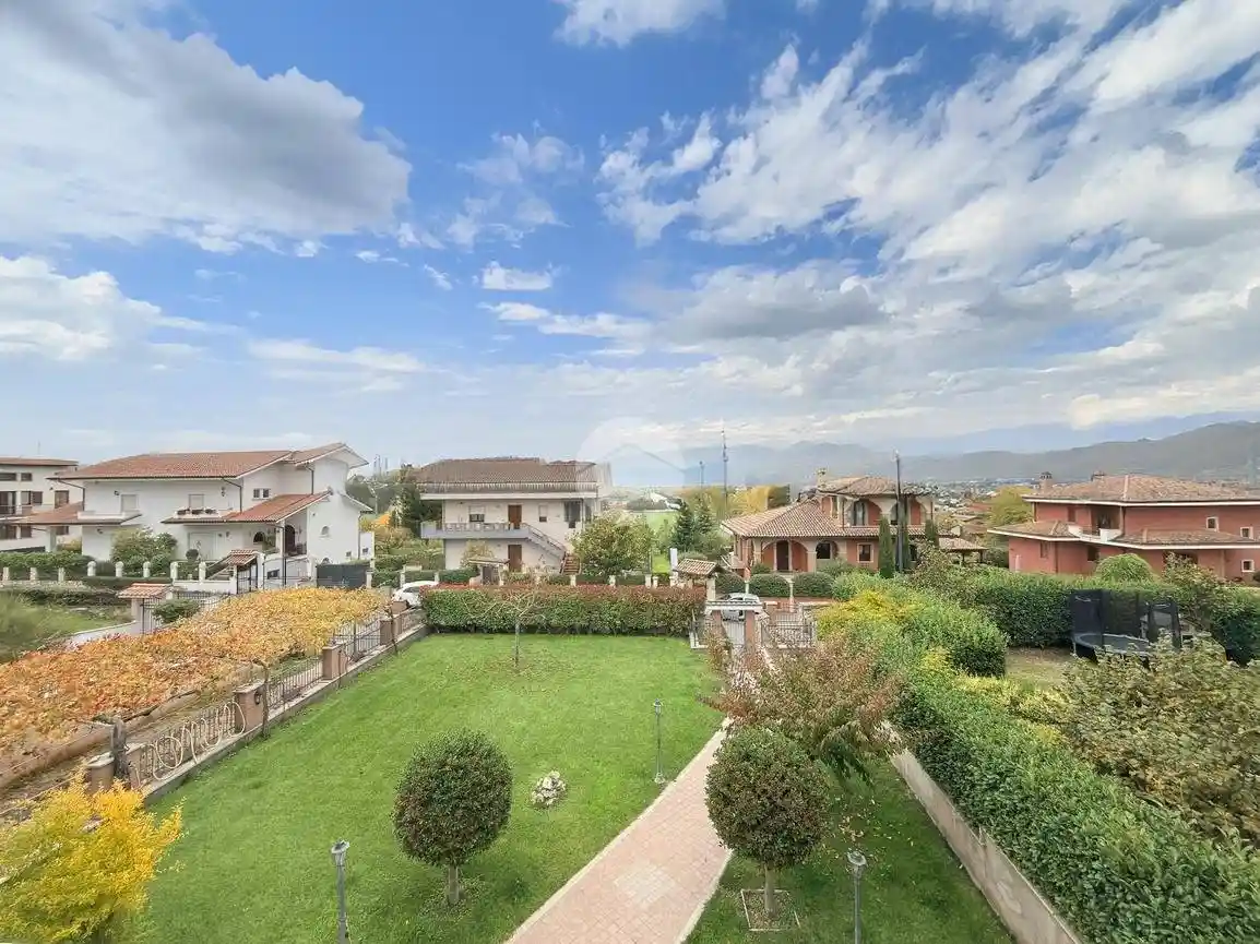 Villa bifamiliare via Bachelet 16, Centro, Avezzano - foto 4