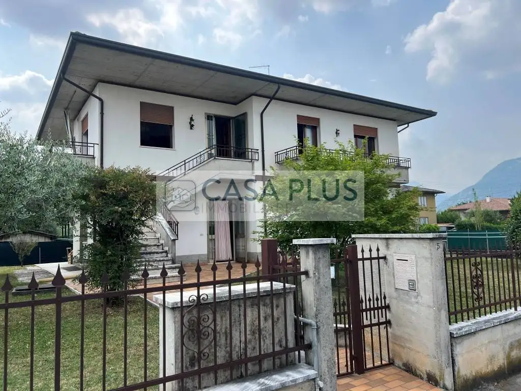 Casa indipendente in vendita a Romano d'Ezzelino