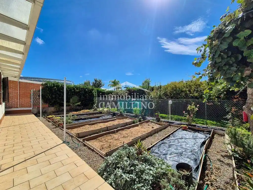 Appartamento in vendita a Taggia