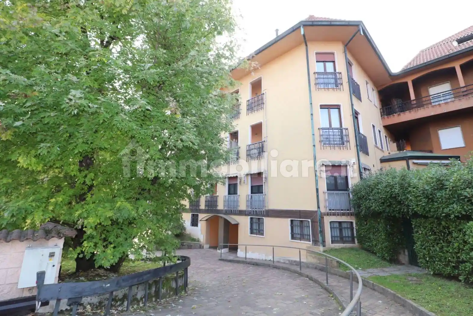 Appartamento in vendita a Desio