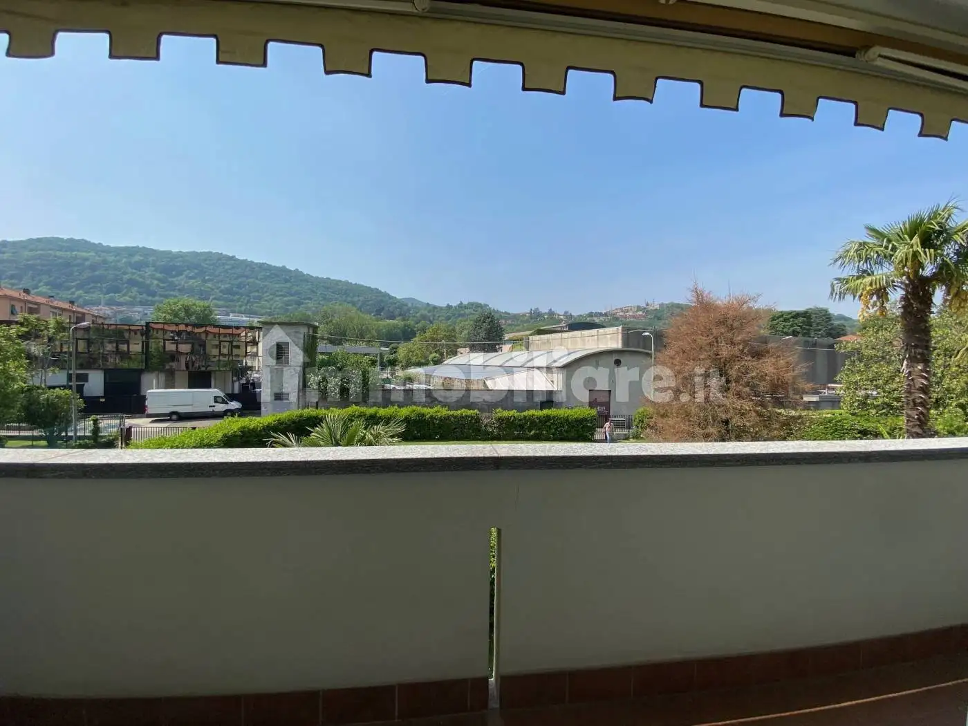 Appartamento in affitto a Cernobbio