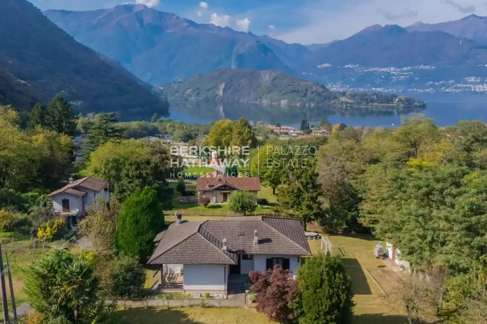 Villa in vendita a Colico