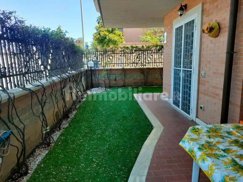 Bilocale ottimo stato, piano terra, Collina delle Muse, Roma - foto 3