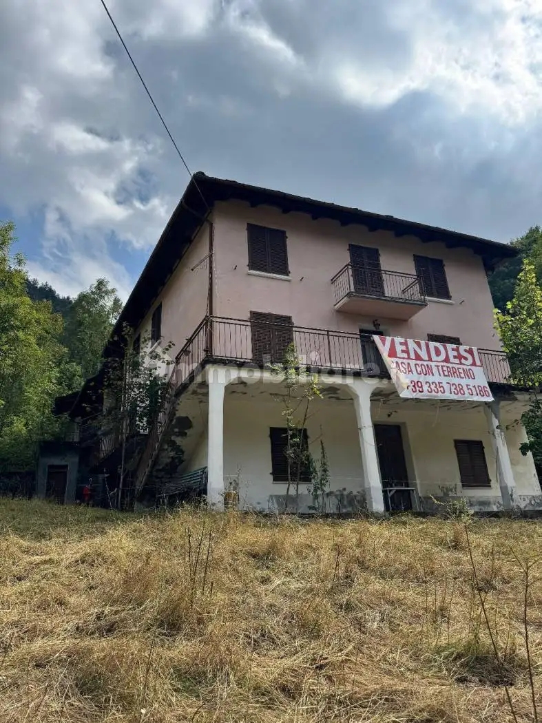 Casa indipendente in vendita a Prazzo