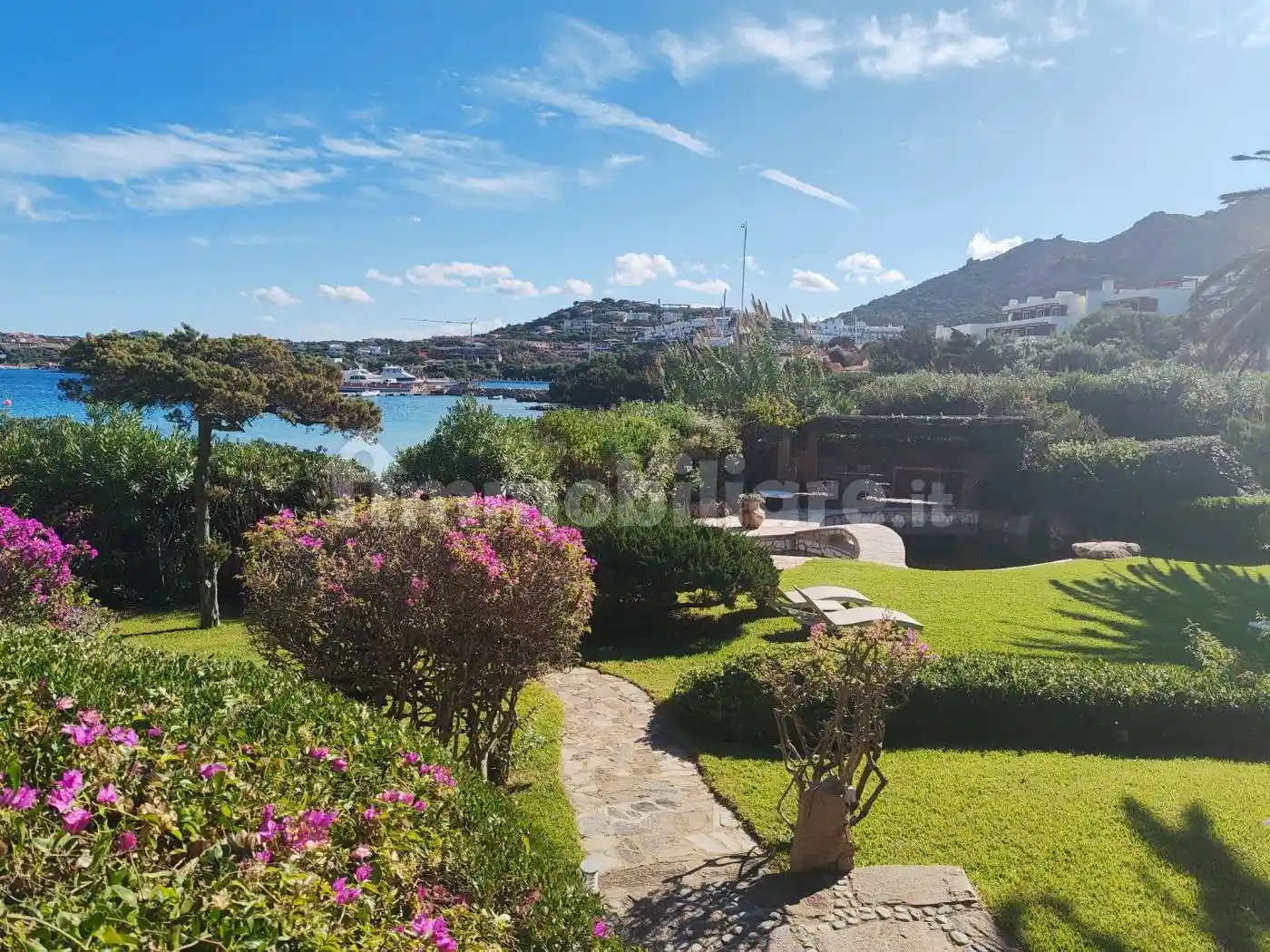 Villa in vendita a Arzachena