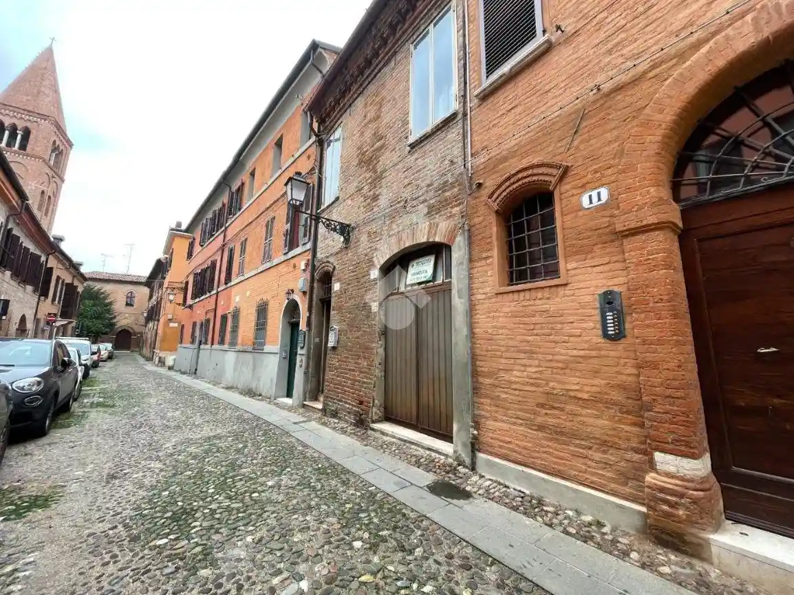 Casa indipendente in vendita a Ferrara