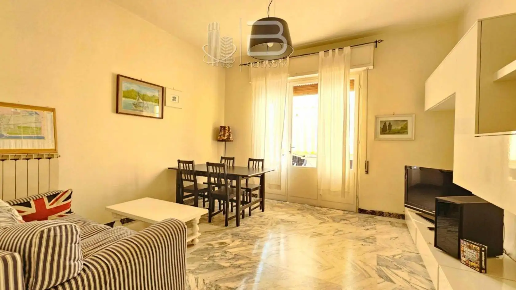 Appartamento in vendita a Viareggio