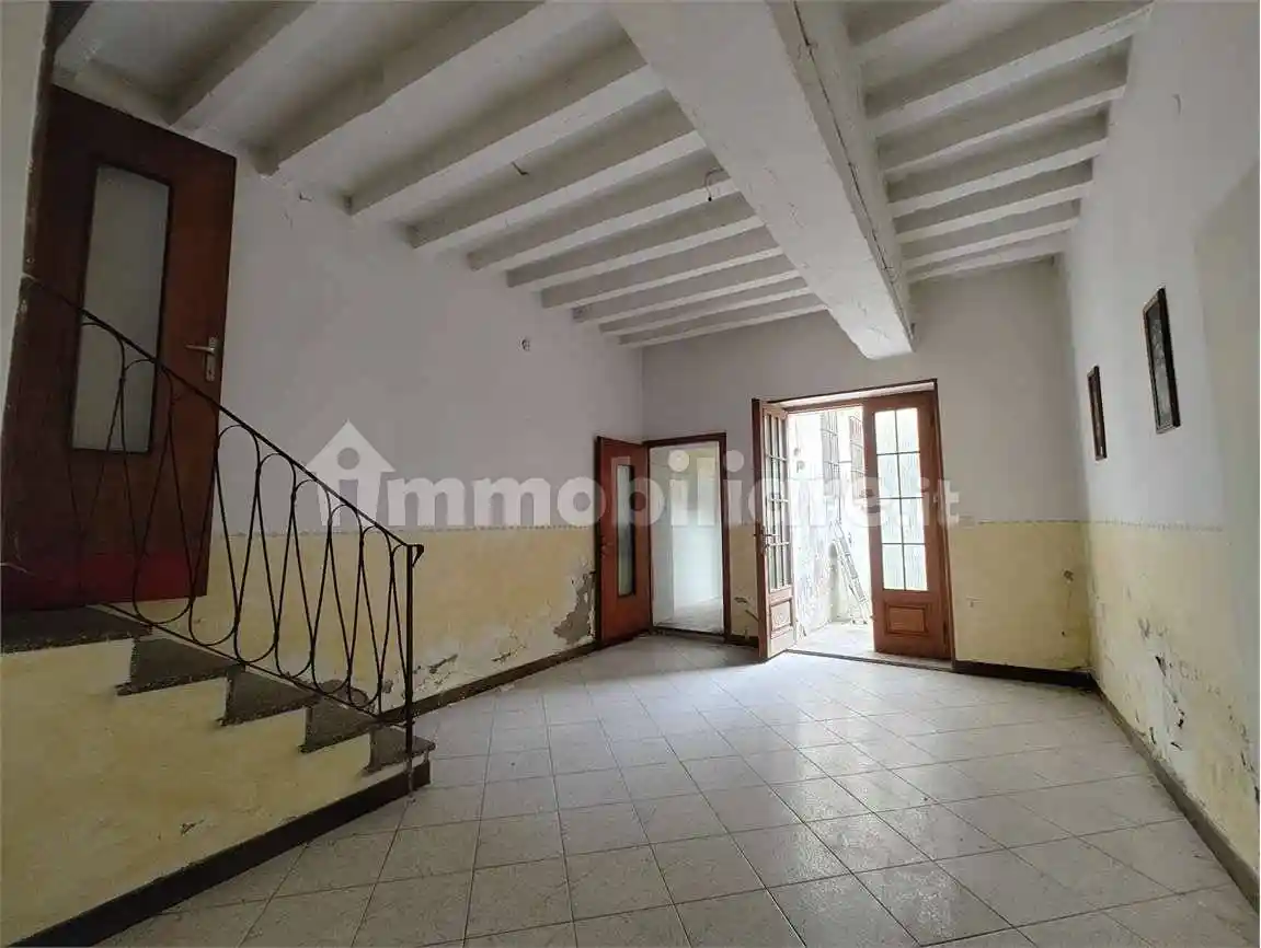 Villa unifamiliare, da ristrutturare, 237 m², Centro, Cortemaggiore - foto 4