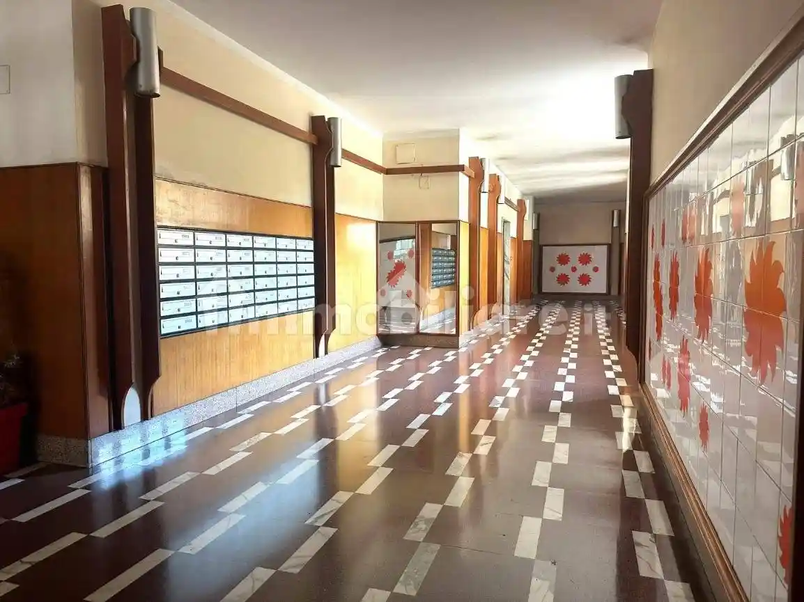 Appartamento via Beata Francesca 21, A. Annarumma, A. Gasperi, F. Tedesco, Avellino - foto 2