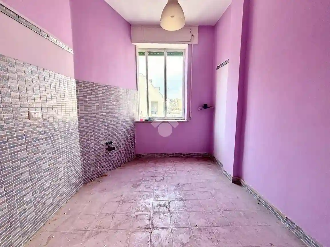 Trilocale via costantino grimaldi 36, Centro Direzionale, Napoli - foto 4