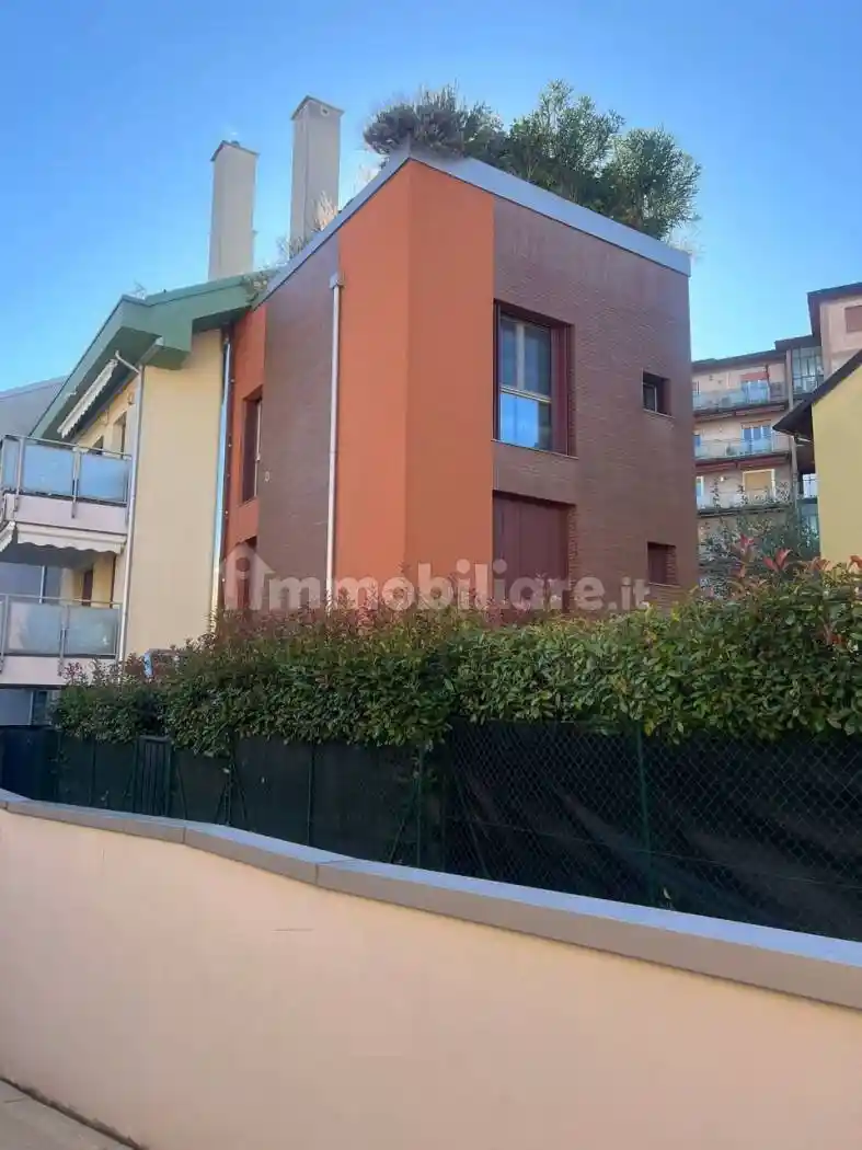 Trilocale via Ugo Bassi 11, San Fruttuoso, Monza - foto 2