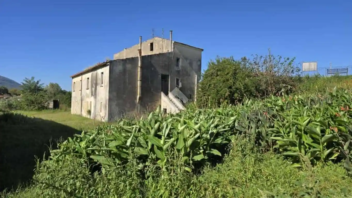 Terratetto unifamiliare via Nazionale I traversa, Dugenta - foto 2