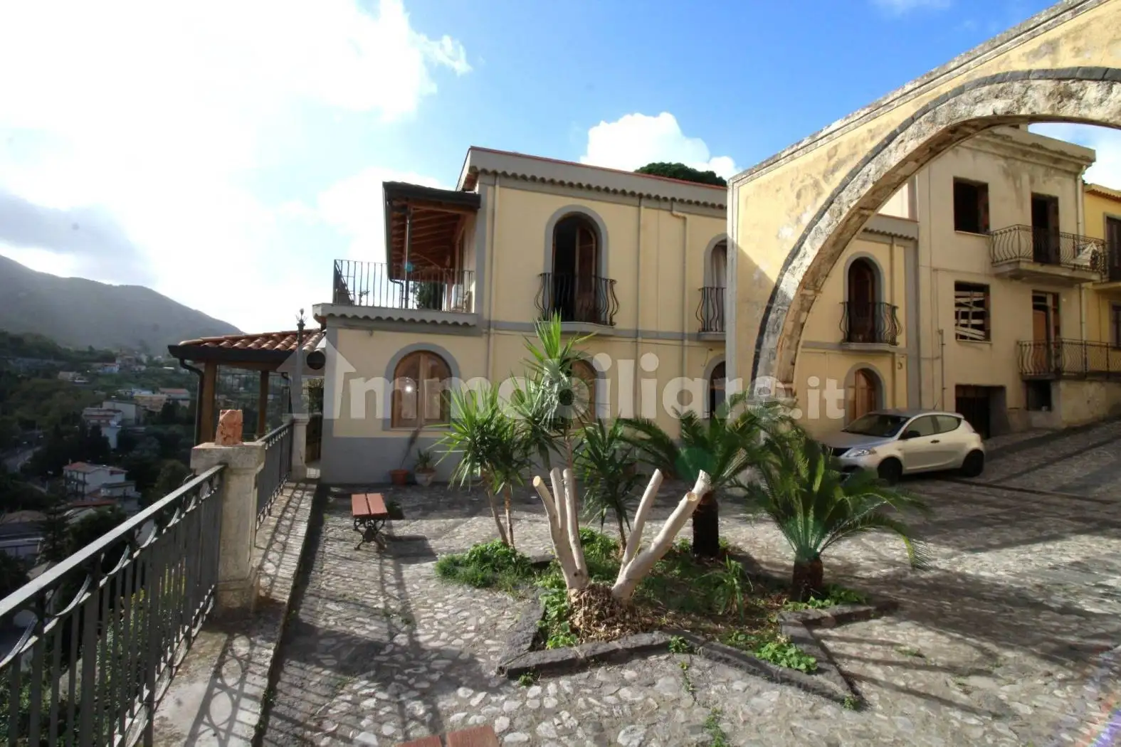 Casa indipendente in vendita a Castroreale