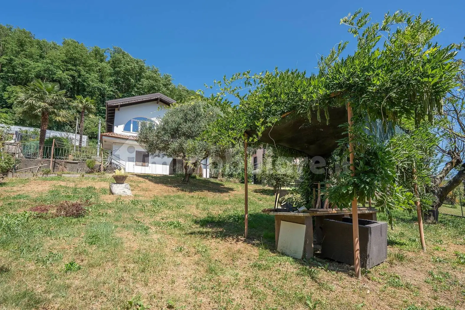 Villa in vendita a Armeno