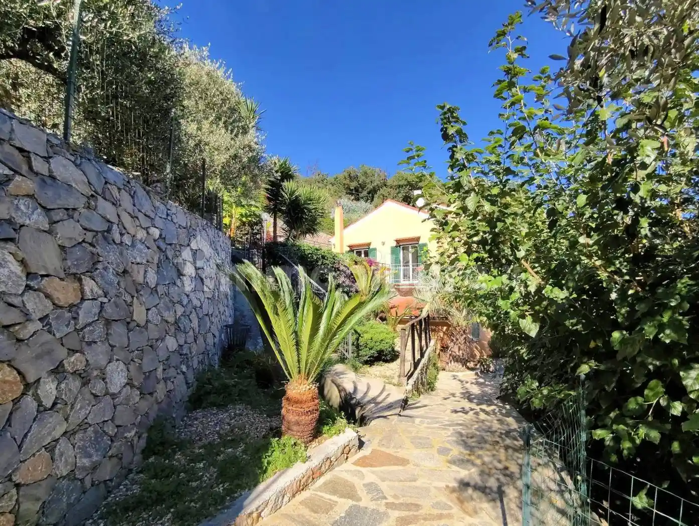 Villa in vendita a Finale Ligure