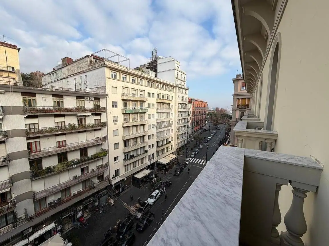 Appartamento in affitto a Napoli