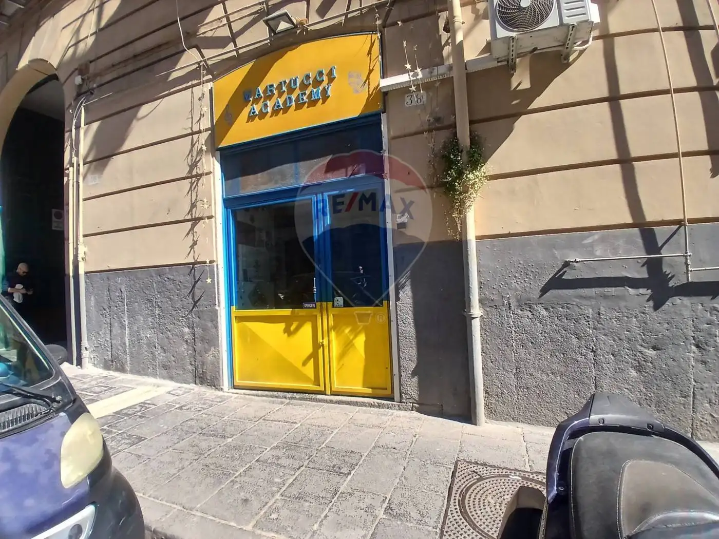 Appartamento in vendita a Napoli