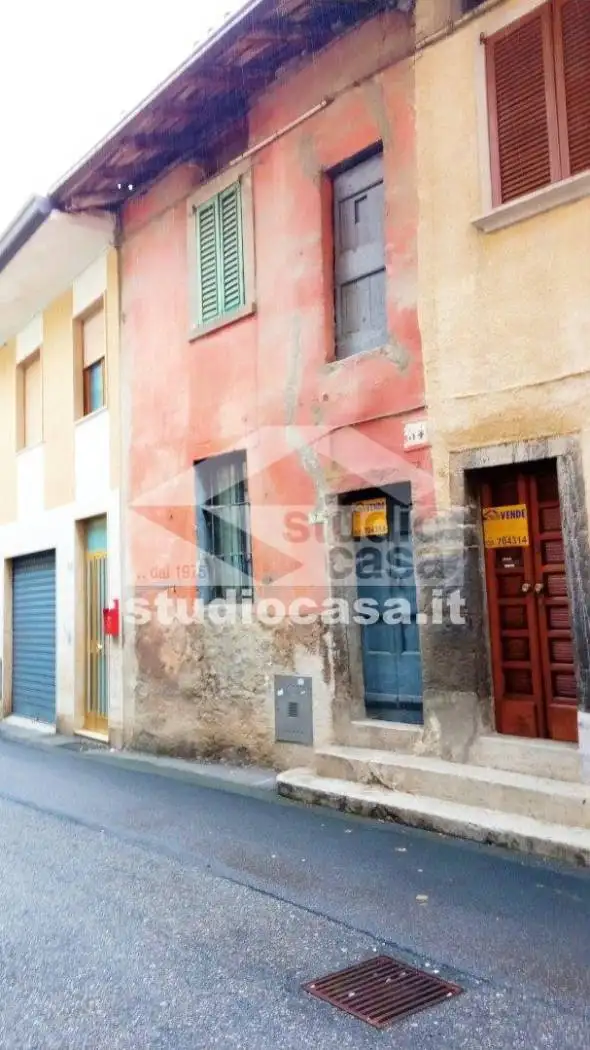 Casa indipendente in vendita a Gorno