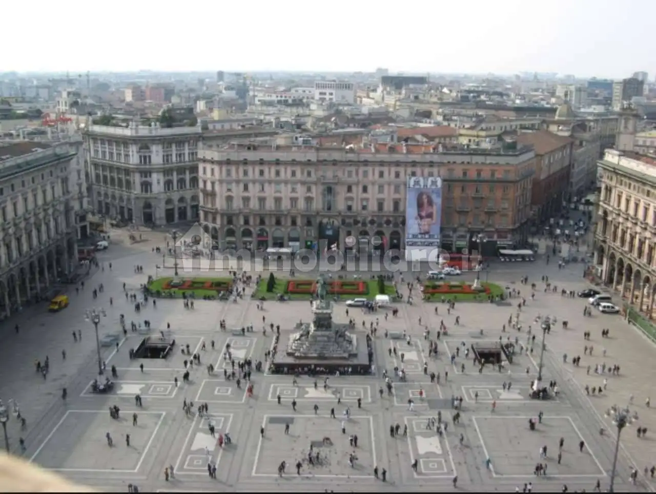 Building in vendita a Milan