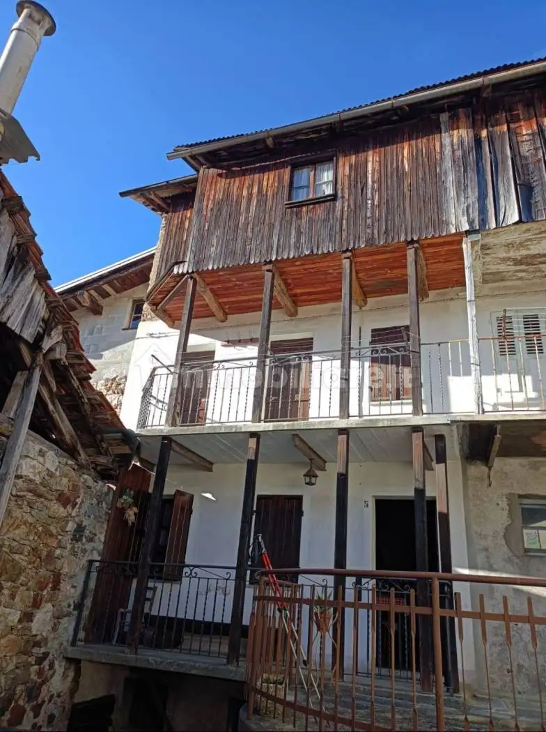 Rustico - Casale in vendita a Varallo