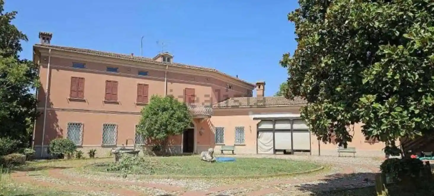 Villa in vendita a Curtatone