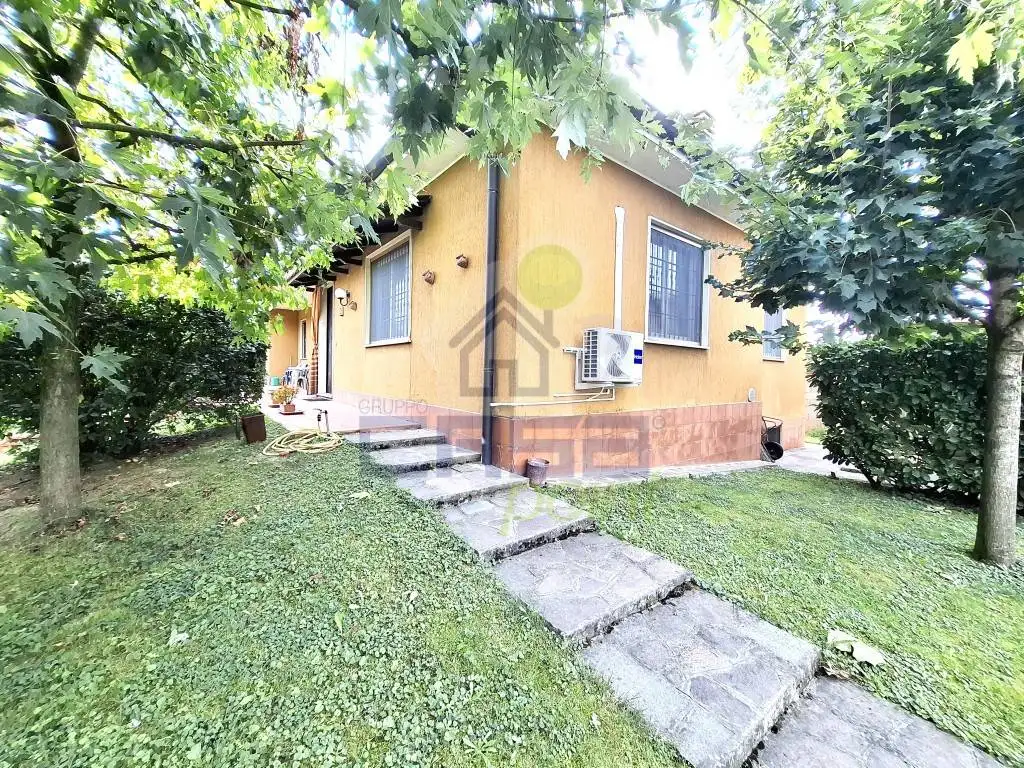 Terratetto plurifamiliare via Giovanni Xxiii, Centro, Castelnuovo Bocca d'Adda - foto 2